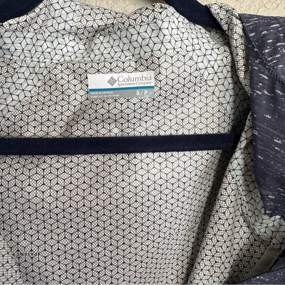 Columbia Women's Omni-Tech Waterproof Windbreaker Jacket – Size Small - Picture 2 of 4